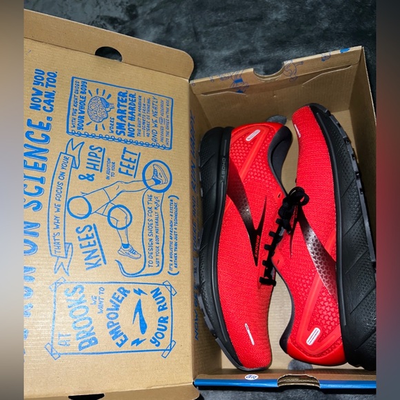 Size 12 Brooks Men's Ghost 14 Running Shoes - RED - Picture 3 of 13